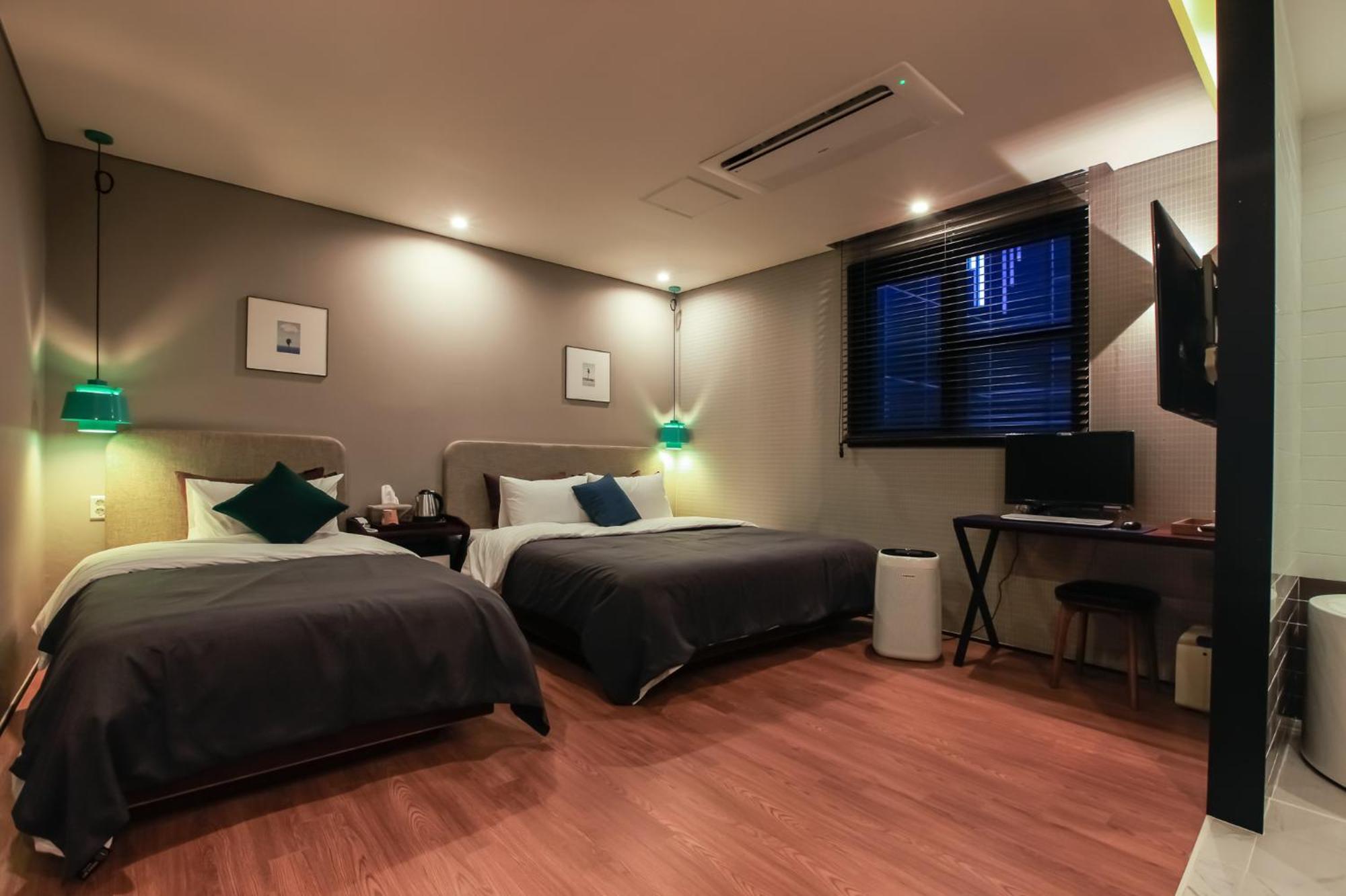 Brown Dot Yangjeong Hotel Busan Exterior photo