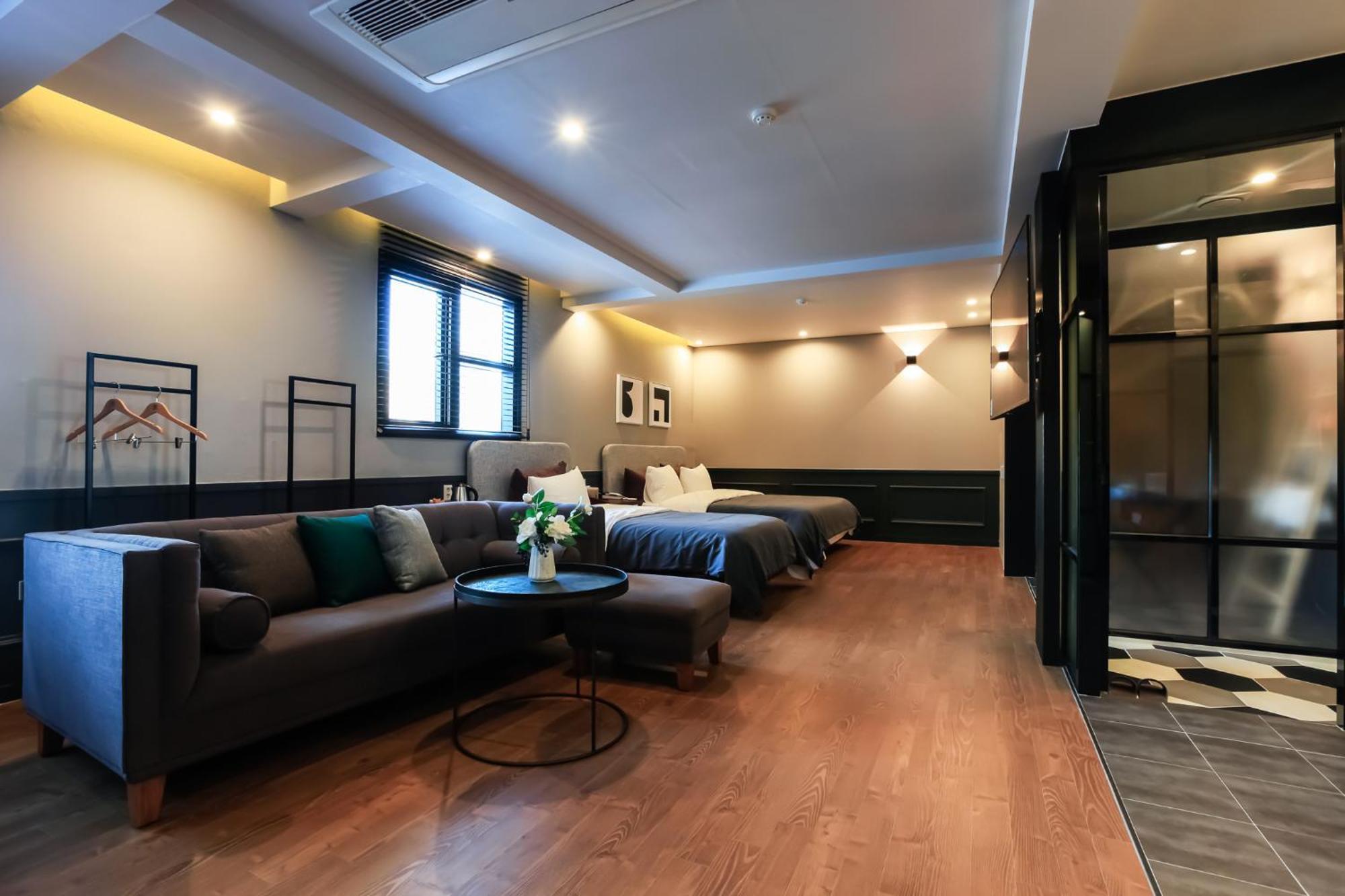 Brown Dot Yangjeong Hotel Busan Exterior photo